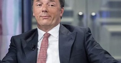 Renzi. “Oggi chi vota Pd vota per Fratoianni”